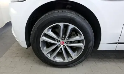 Jaguar F-Pace 2017, 52866 км, за 15032.17 USD