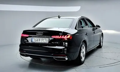 Audi A4 2022, 60623 км, за 15861.66 USD
