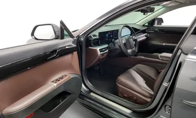 Hyundai Grandeur 2023, 39213 км, за 19198.66 USD - фото 10