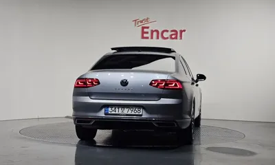 Volkswagen Passat 2021, 12842 км, за 19245.92 USD