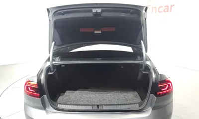 Volkswagen Passat 2021, 12842 км, за 19245.92 USD - фото 20