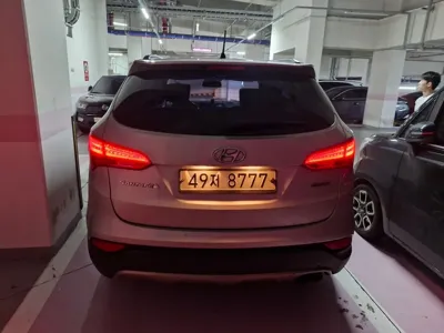 Hyundai Santafe 2014, 226115 км, за 3282.13 USD