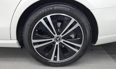 Mercedes-Benz E-Class 2021, 67592 км, за 21327.29 USD