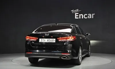 Kia K5 2017, 41727 км, за 9130.32 USD