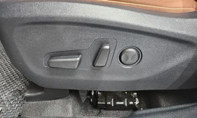 Kia Sorento 2020, 60114 км, за 13326.39 USD - фото 31