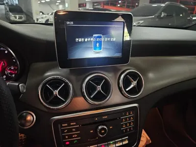 Mercedes-Benz CLA-Class 2018, 39204 км, за 11946.96 USD - фото 11