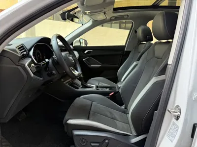 Audi Q3 2022, 14000 км, за 27714.15 USD - фото 9