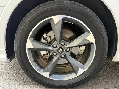 Audi Q3 2022, 14000 км, за 27714.15 USD - фото 24