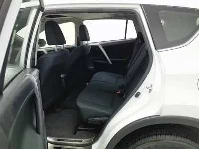 Toyota RAV4 2018, 44700 км, за 10137.17 USD - фото 15