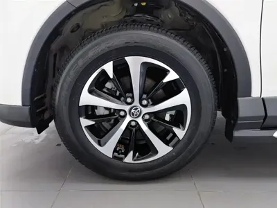 Toyota RAV4 2018, 44700 км, за 10137.17 USD - фото 17