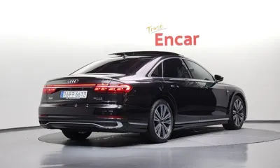 Audi A8 2023, 25482 км, за 51302.3 USD