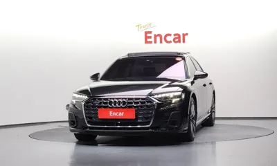 Audi A8 2023, 25482 км, за 51302.3 USD