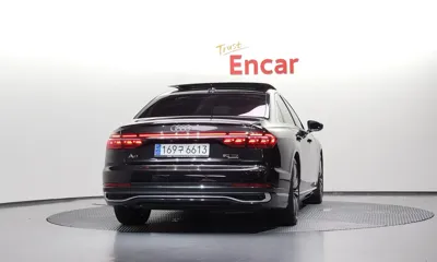 Audi A8 2023, 25482 км, за 51302.3 USD