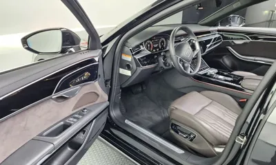 Audi A8 2023, 25482 км, за 51302.3 USD - фото 10