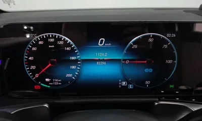 Mercedes-Benz EQB 2023, 82296 км, за 24149.32 USD - фото 8