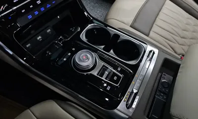 Kia Canival 2023, 64547 км, за 24380.57 USD - фото 9