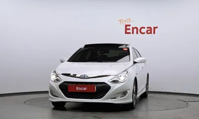 Hyundai Sonata 2012, 182192 км, за 2931.6 USD