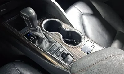 Toyota Camry 2018, 131462 км, за 16279.38 USD - фото 9