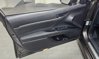 Toyota Camry 2018, 131462 км, за 16279.38 USD - фото 24