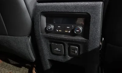 ChevroletGMDaewoo Traverse 2023, 27189 км, за 25768.08 USD - фото 18
