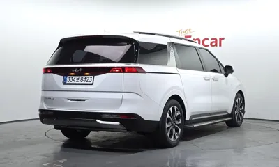 Kia Canival 2023, 66165 км, за 19764.69 USD