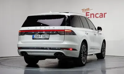 Lincoln Aviator 2021, 82448 км, за 25731.92 USD