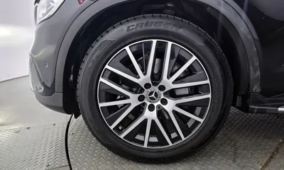 Mercedes-Benz GLC-Class 2021, 61670 км, за 28543.11 USD