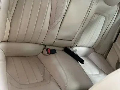 Maserati Quattroporte 2015, 180000 км, за 15846.46 USD