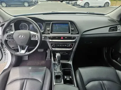 Hyundai Sonata 2018, 153636 км, за 5776.55 USD - фото 7
