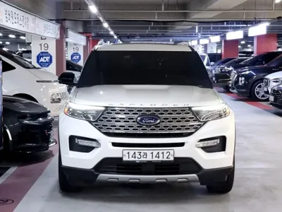 Ford Explorer 2020, 118447 км, за 15329.2 USD