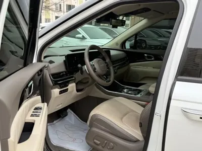 Kia Canival 2024, 38270 км, за 16260.59 USD - фото 8