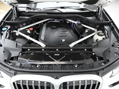 BMW X7 2025, 12390 км, за 81306.24 USD - фото 6
