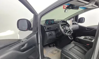 Hyundai Staria 2025, 18144 км, за 23631.35 USD - фото 10