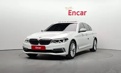 BMW 5-Series · 2018 год