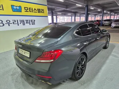Genesis G70 2018, 105000 км, за 10531.1 USD