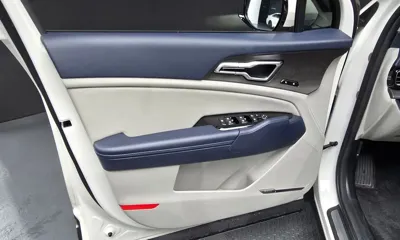 Kia Sportage 2023, 44102 км, за 27627.89 USD - фото 24