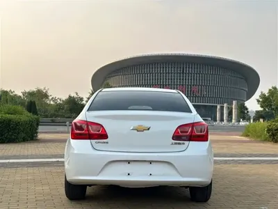 Chevrolet Cruze 2015, 120000 км, за 1618.13 USD