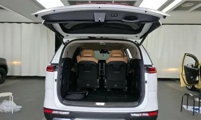 Kia Canival 2021, 51172 км, за 22144.38 USD - фото 20