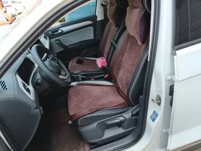 Volkswagen T-Roc 2023, 14600 км, за 17401.15 USD - фото 8