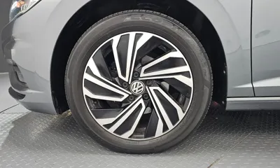 Volkswagen Jetta 2021, 43361 км, за 20283.58 USD