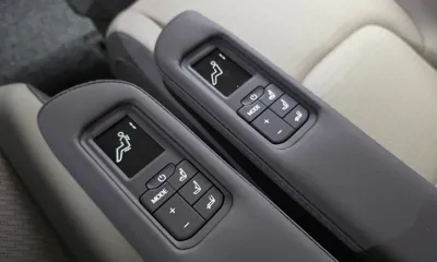 Kia Canival 2024, 3644 км, за 28586.3 USD - фото 17