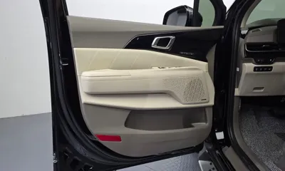 Kia Canival 2024, 3644 км, за 28586.3 USD - фото 24