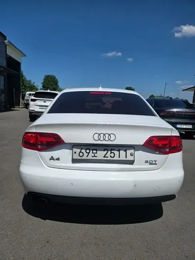 Audi A4 2009, 137331 км, за 1945.1 USD