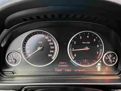 BMW 5 Series 2017, 110000 км, за 10046.01 USD