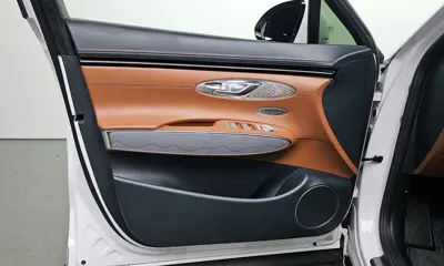 Genesis GV70 2023, 39706 км, за 27296.43 USD - фото 24