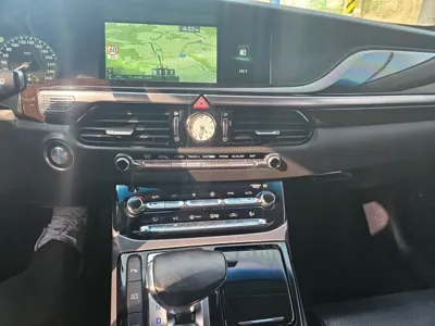 Genesis EQ900