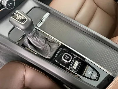 Volvo S60 2021, 47000 км, за 16479.96 USD - фото 8