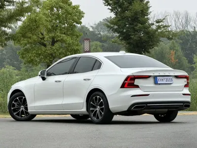 Volvo S60 2021, 47000 км, за 16479.96 USD - фото 18
