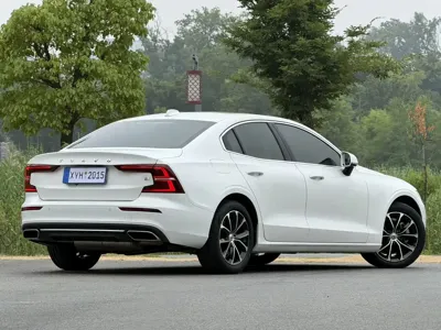 Volvo S60 2021, 47000 км, за 16479.96 USD - фото 19