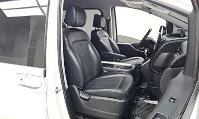 Hyundai Staria 2022, 132526 км, за 12182.42 USD - фото 26
